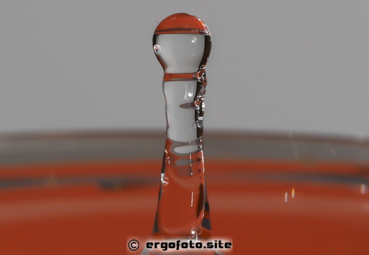 Wassertropfen mit Miops