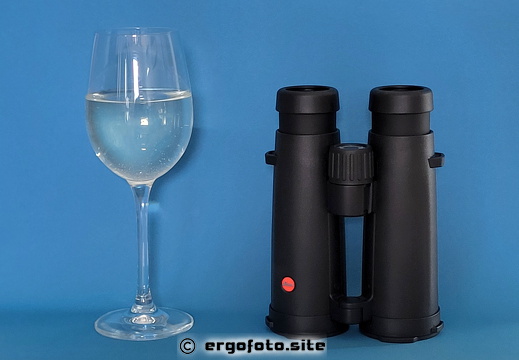 Weinglas gegen Fernglas